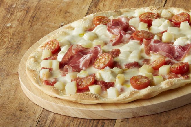 Pizza Blanche Pommes De Terre Tomates Cerises Et Mascarpone